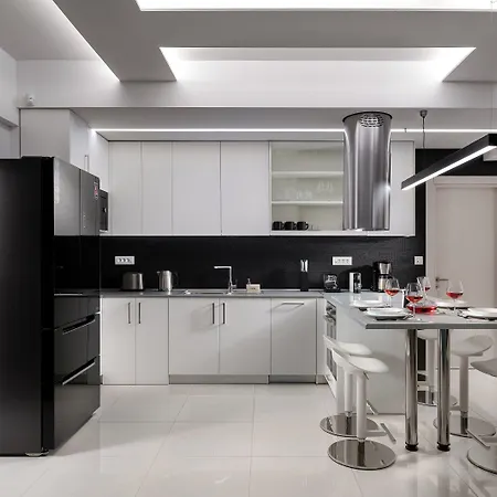 Rhodes Skyline 依克希亚